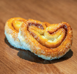 Strawberry Palmier 