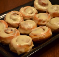 Mini Cinnamon Roll Platter